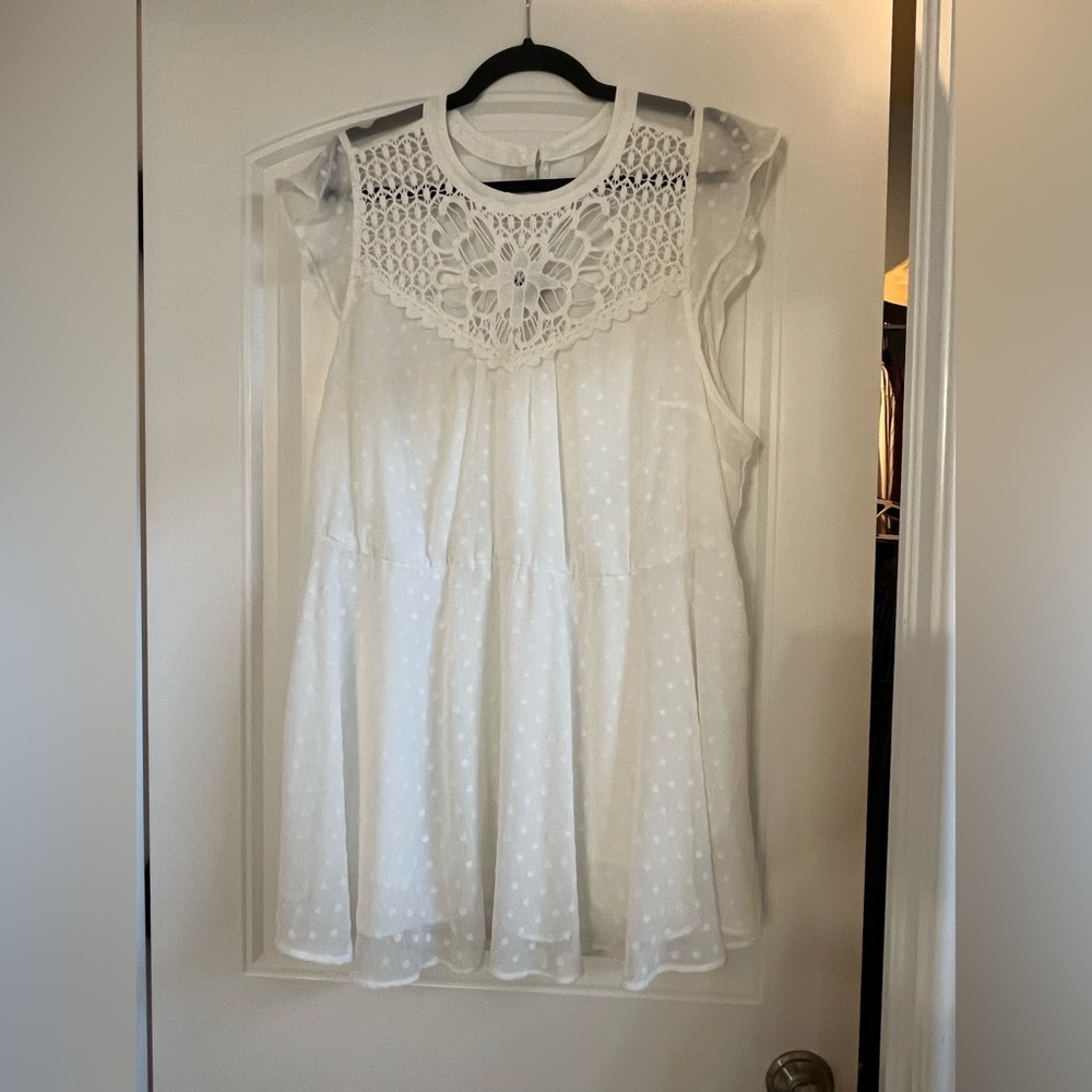 EUC Torrid White Ruffled Blouse with Tiered Design